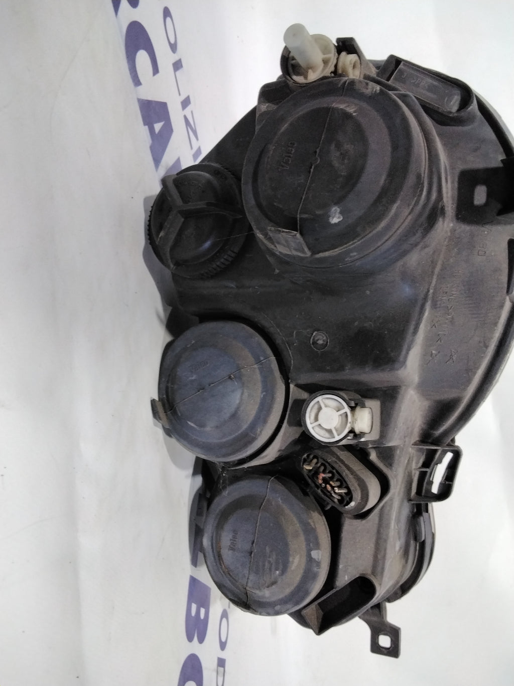 Volkswagen Polo left headlight year 2004 code: 89306835 (sf8p5)