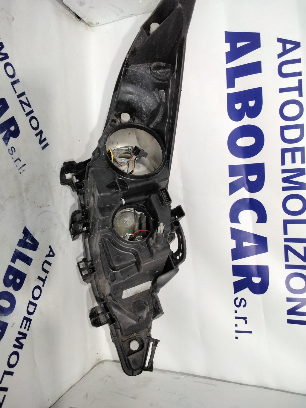 Headlight Peugeot 207 left year 2007 code: 085501140 (sf8p4)