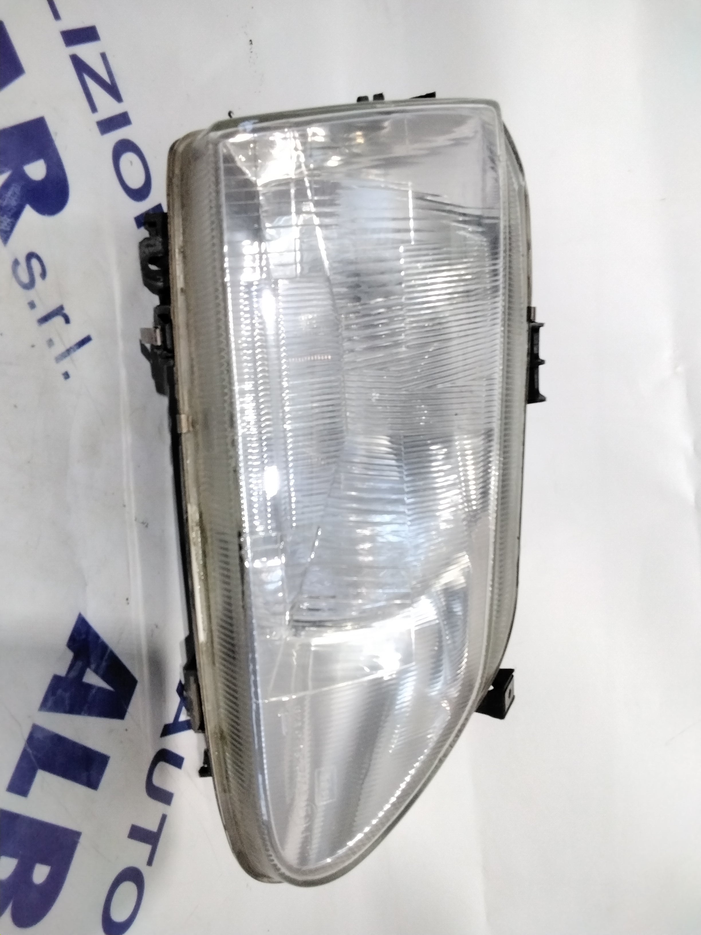 Headlight Renault Scenic left year 1997 code (sf8p4)