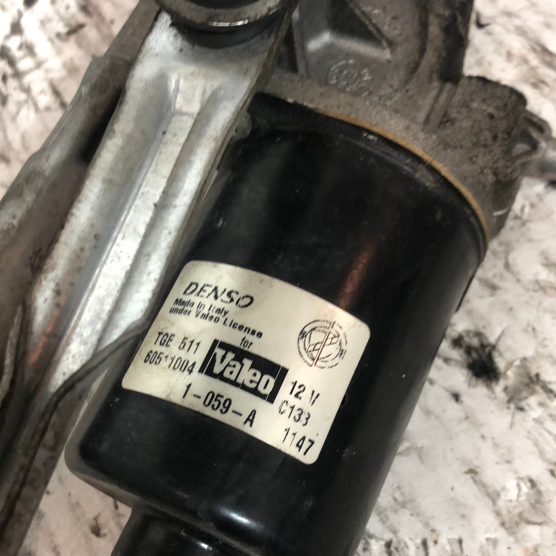 Motor del limpiaparabrisas delantero Fiat Punto