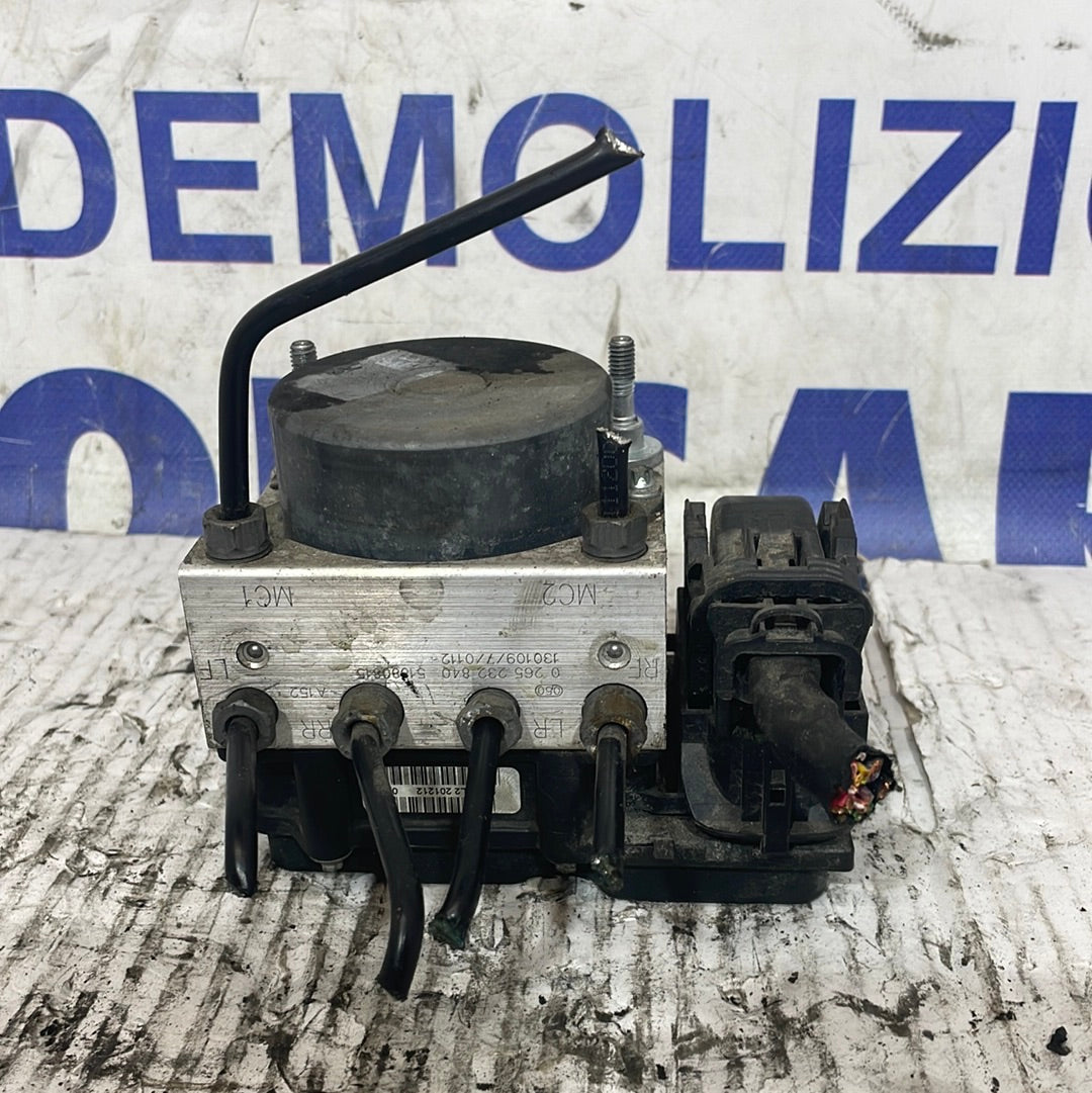 Centralita de bomba de ABS Fiat 500 cód:0265801087