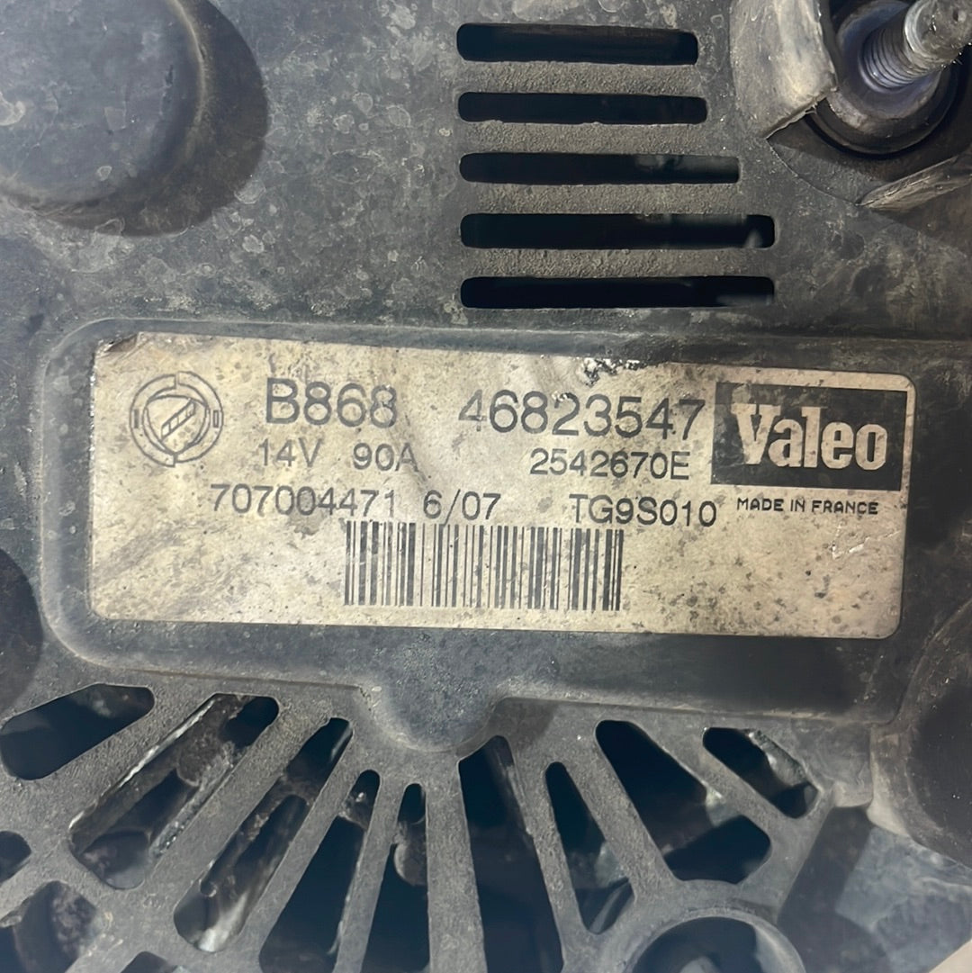 Alternatore Fiat punto 1.3 mtj anno 2005/06