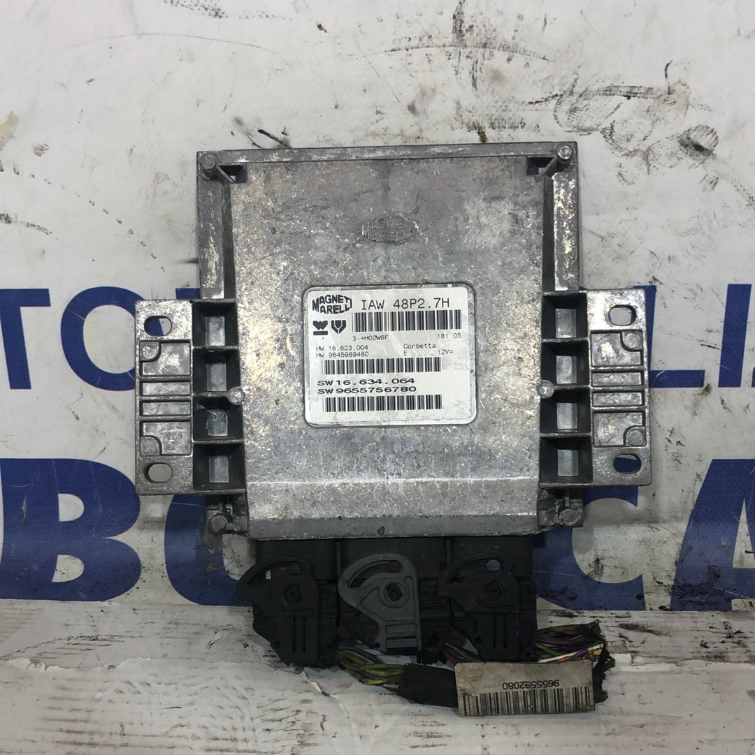 Centralita motor Citroen C2 1.1 gasolina año 2003/10 cód: 9645989480