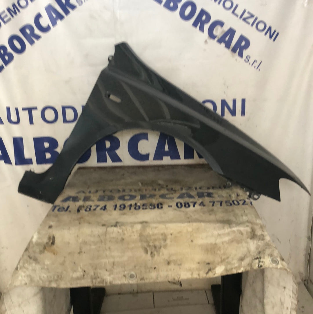 Fianchetto destro Fiat stilo 1.9