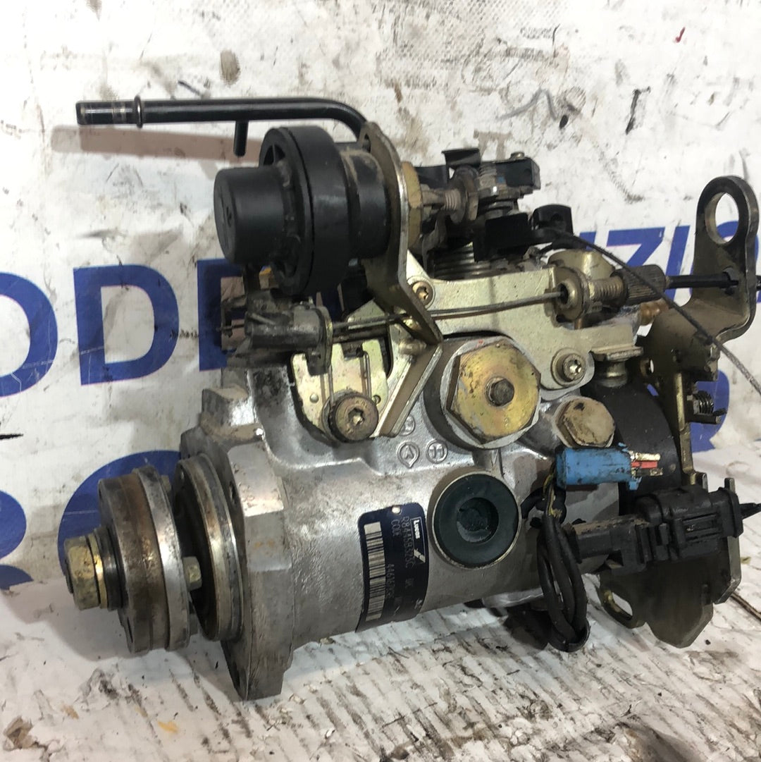 Peugeot Partner 1.9 D injection pump