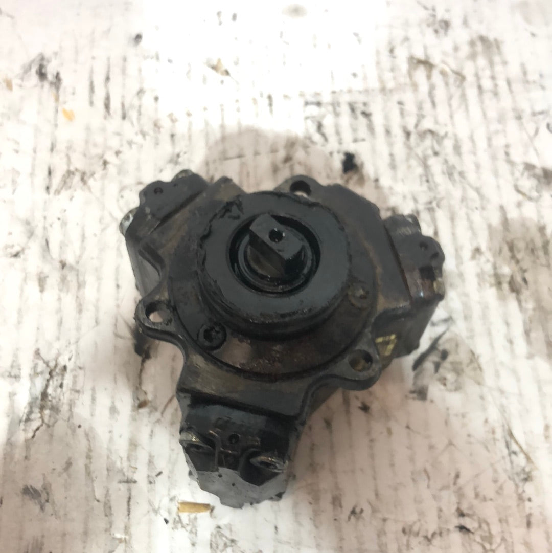 Fuel pump Fiat Punto 1.3 JTD code: 46779630