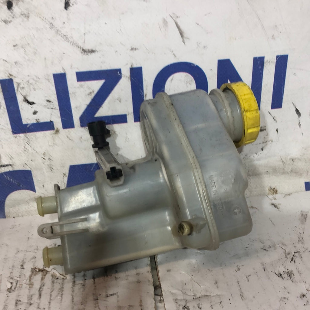 Alfa Romeo 159 Brake Fluid Reservoir