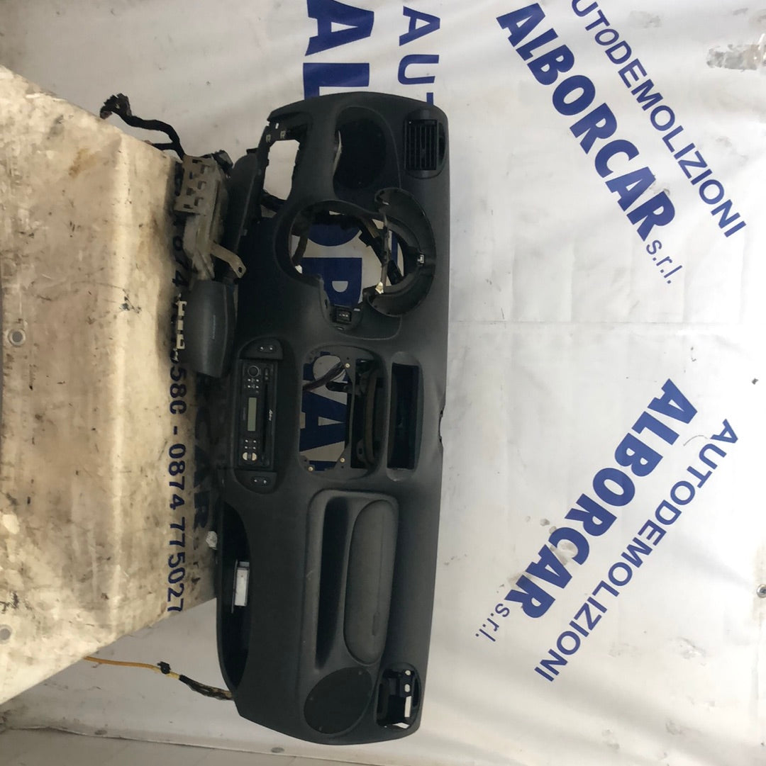 Cruscotto completo di airbag Fiat 600 anno 2005/6