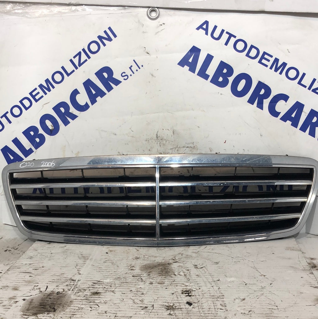 Mascherina Mercedes c 220 anno 2006