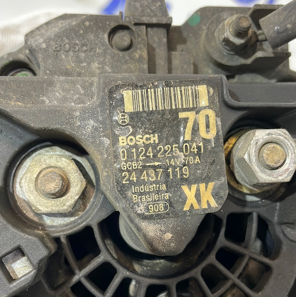 Alternator Opel Agila 1.2 petrol year 2005
