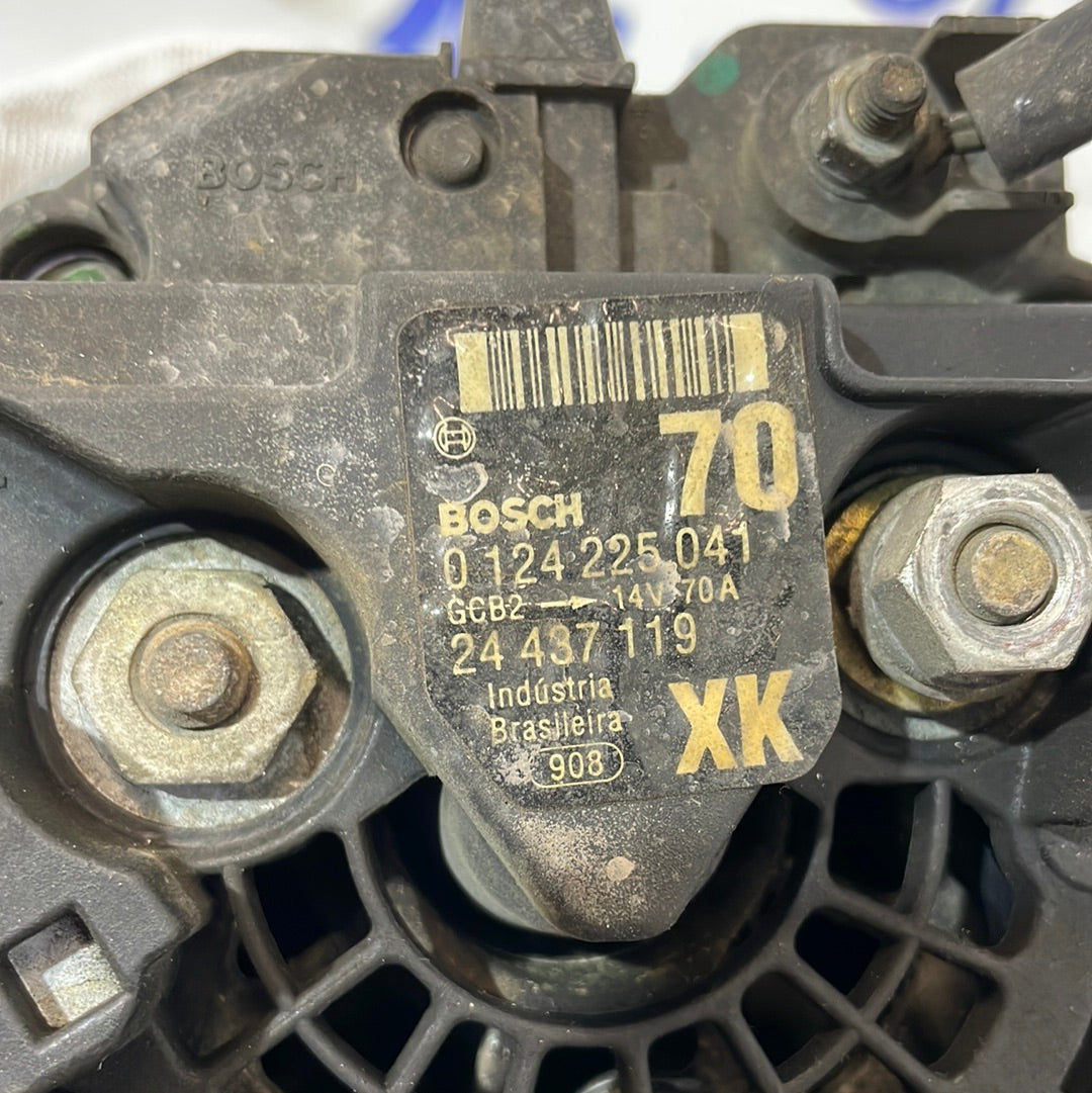 Alternator Opel Agila 1.2 petrol year 2005