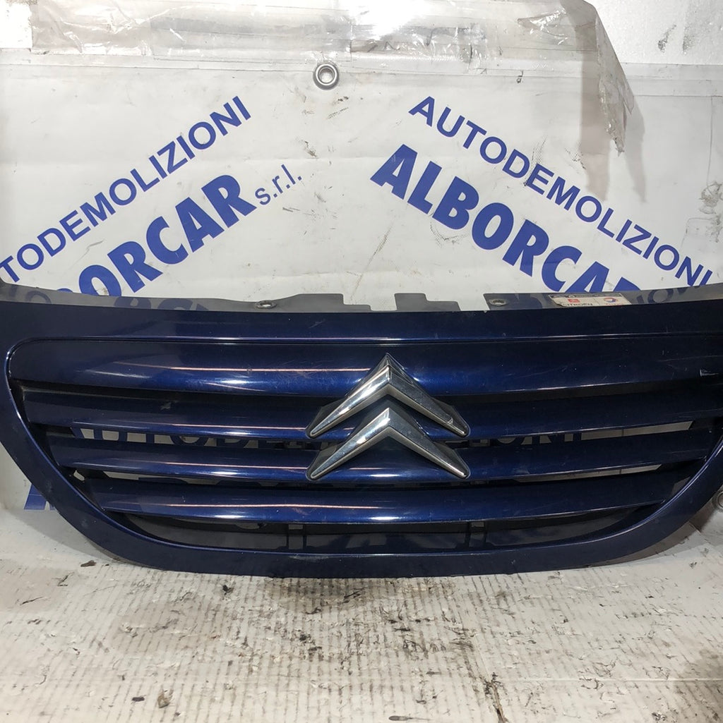 Mascarilla delantera gris Citroën C3