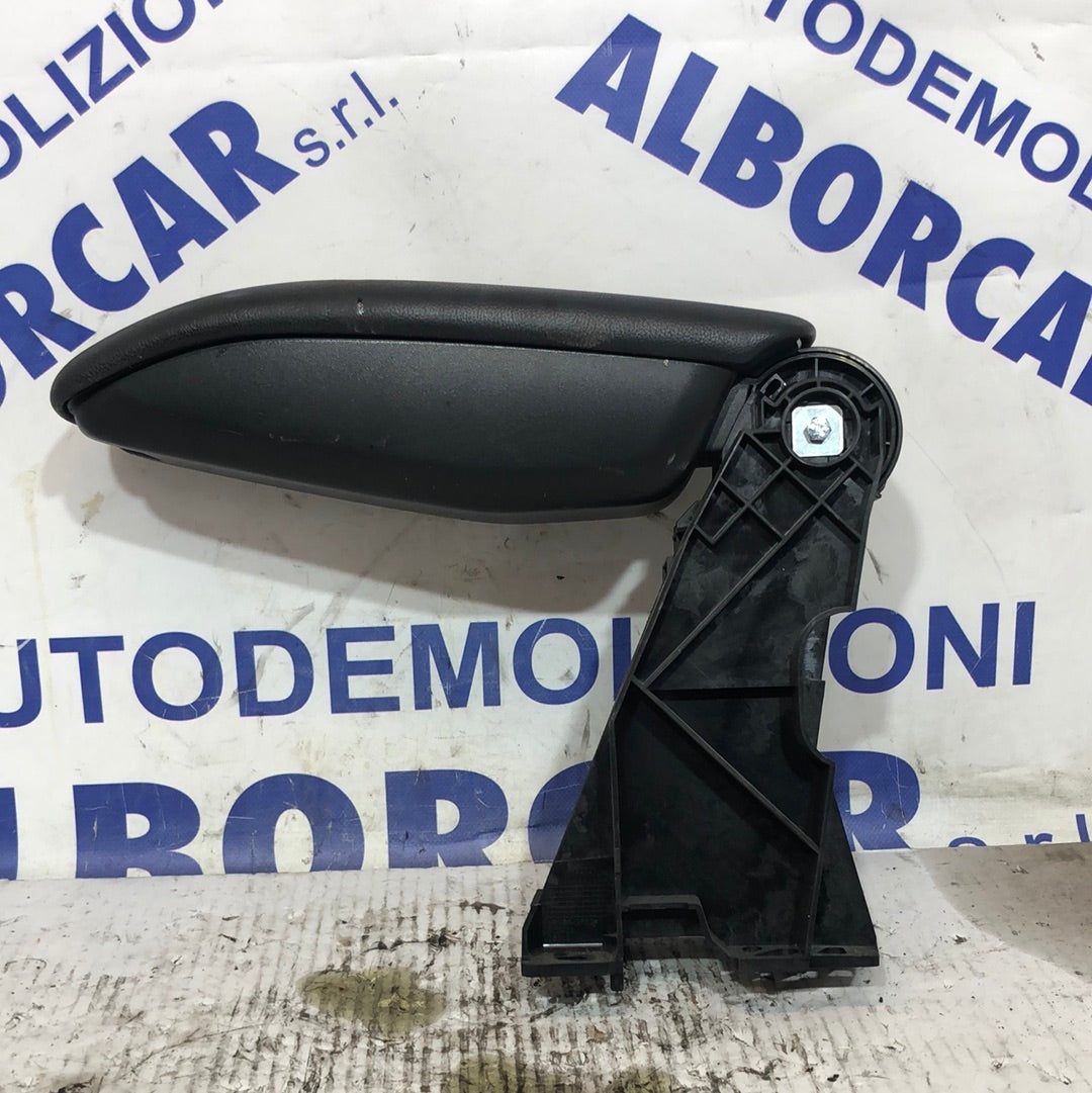 Citroen C3 central armrest 2013 model