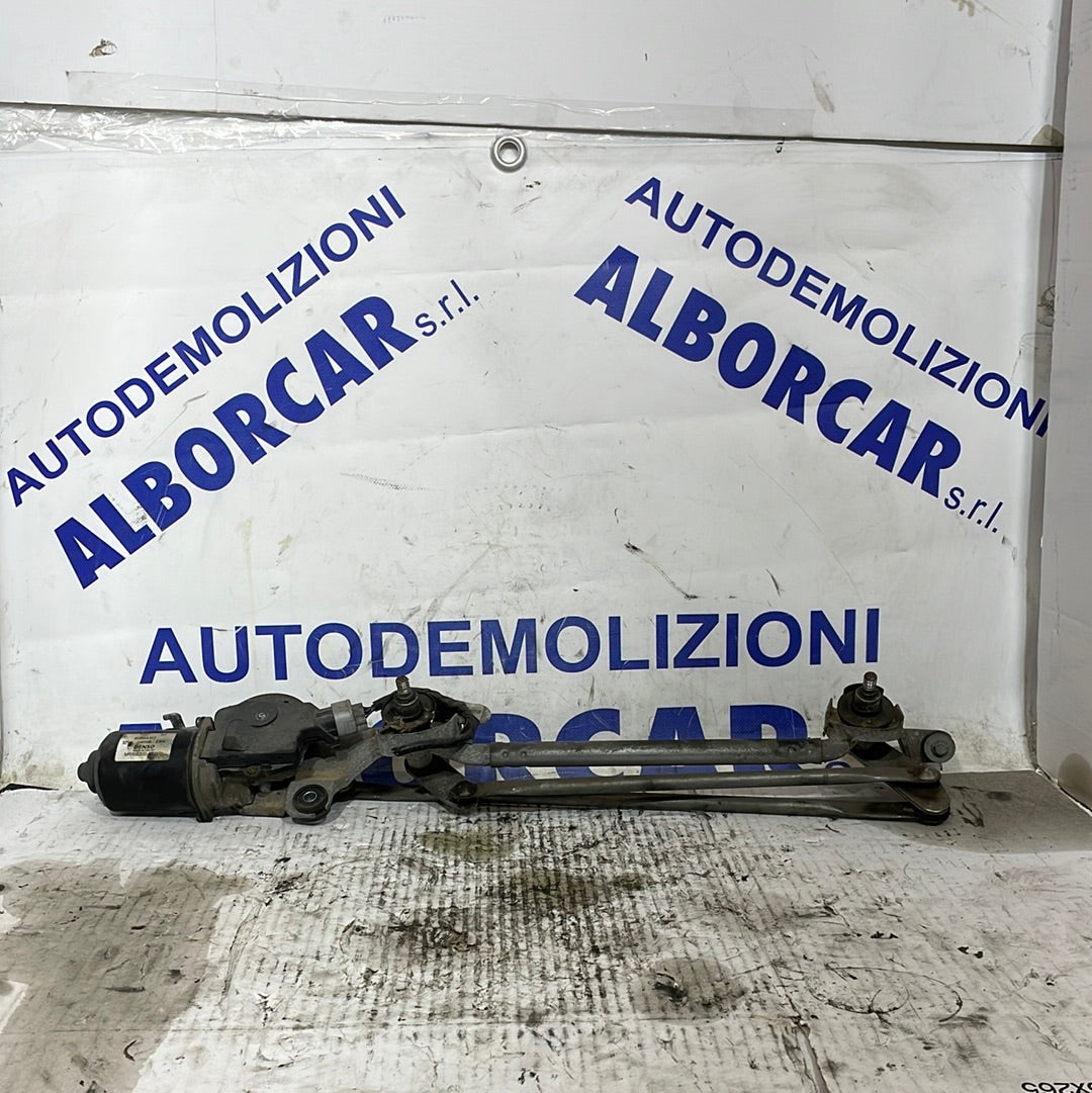 Front wiper motor Mitsubishi Colt code: 8250a153