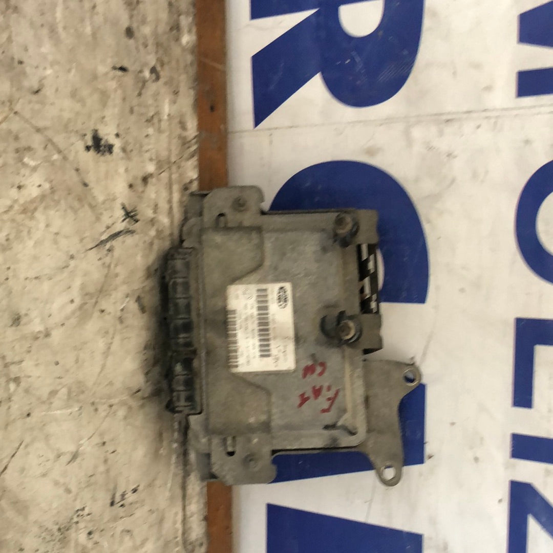 Centralita de motor Fiat 600 1100cc código: 73501877