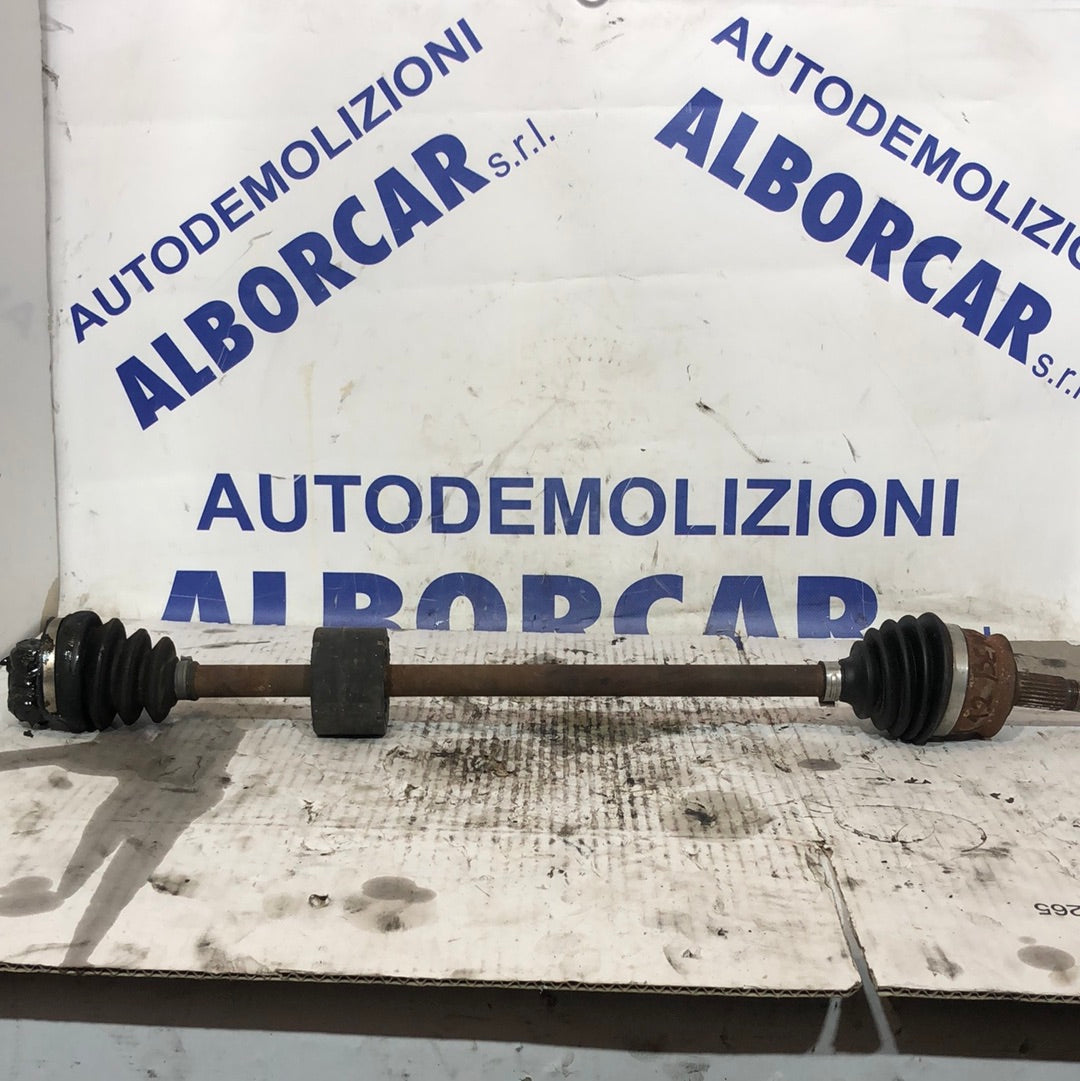 Semieje Fiat Panda 1.2 B año 2011 derecho