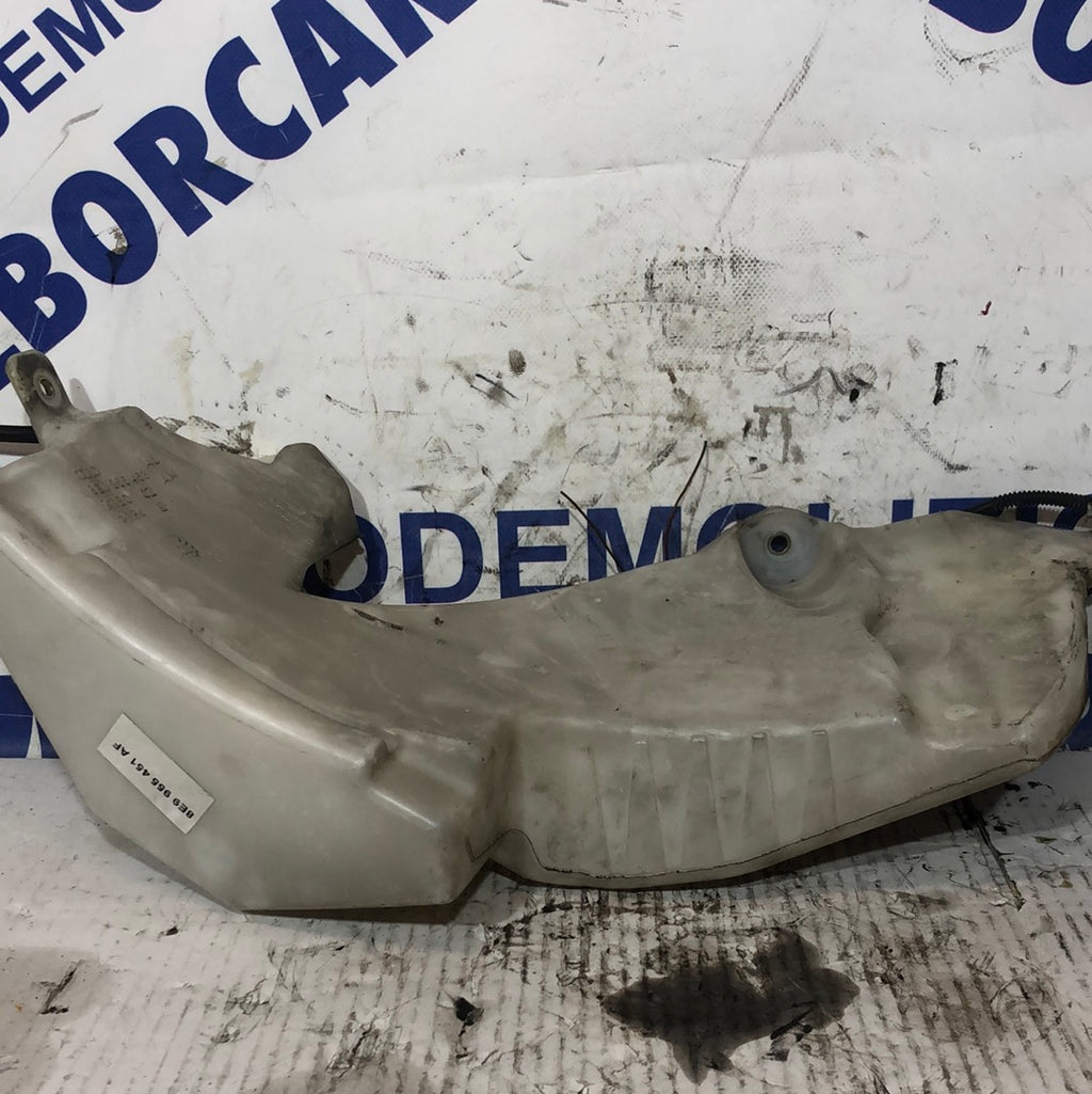 Vaschetta acqua tergicristalli audi a4 2003