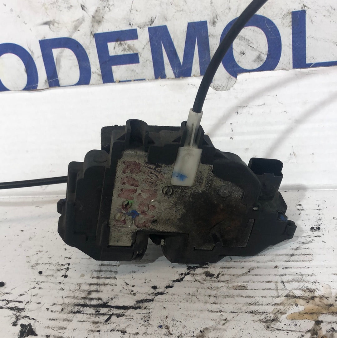 Renault Modus left rear lock + handle