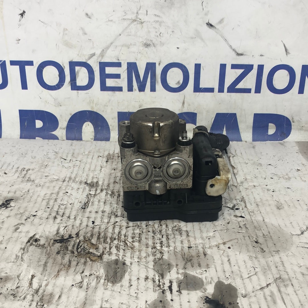 Centralina Pompa Toyota Yaris d4d 2007 1.4TD codice 44510-52460