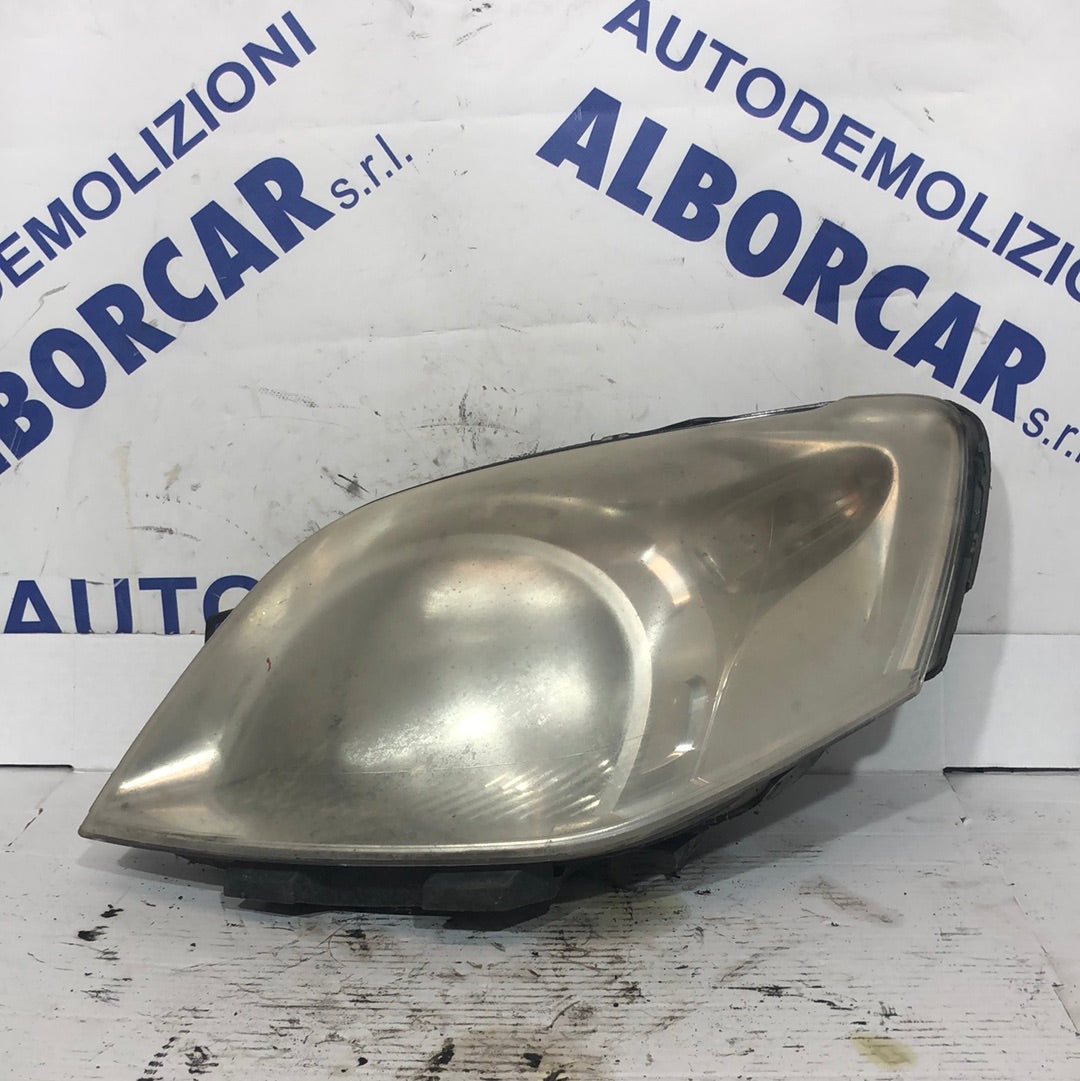 Faro/fanale Fiat fiorino anno 2009 sinistro
