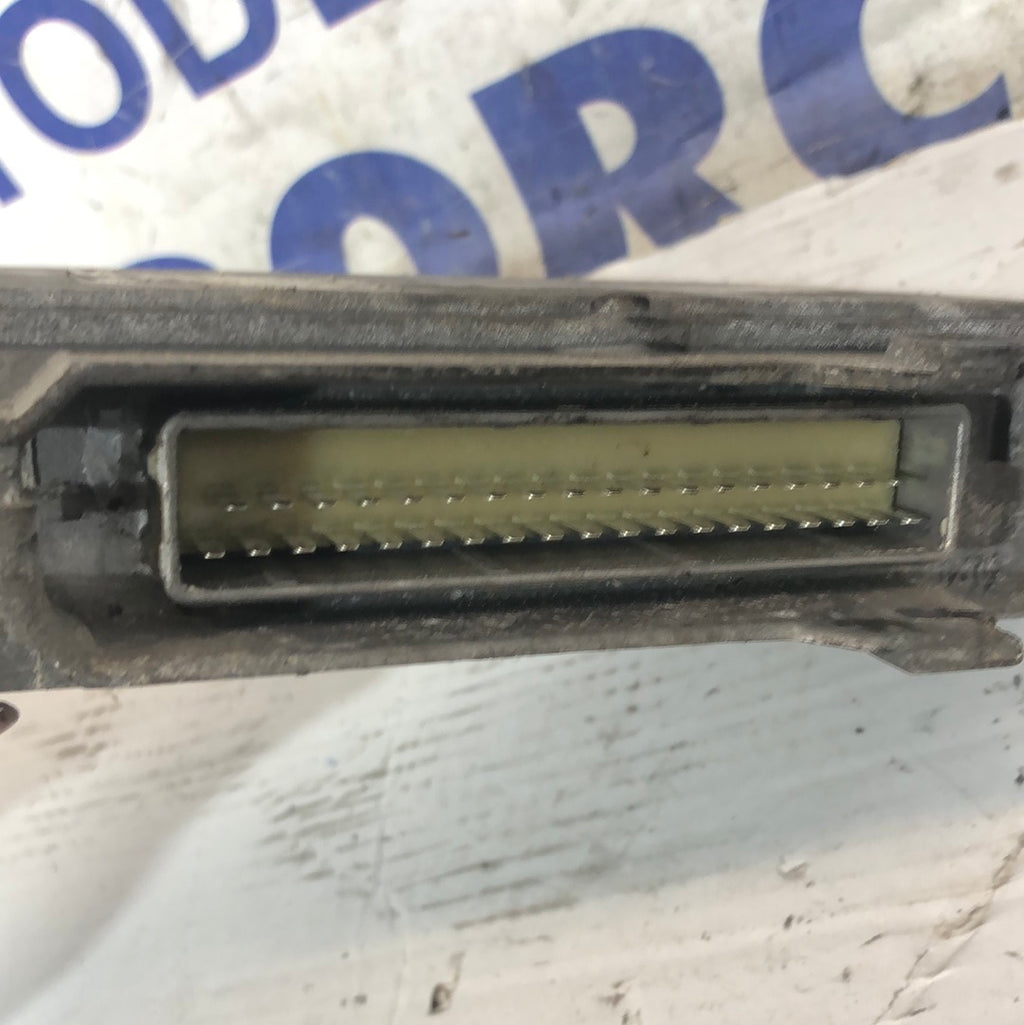 Centralina motore Peugeot 106 2 serie 1.1 benzina anno 1996 cod 0261203943