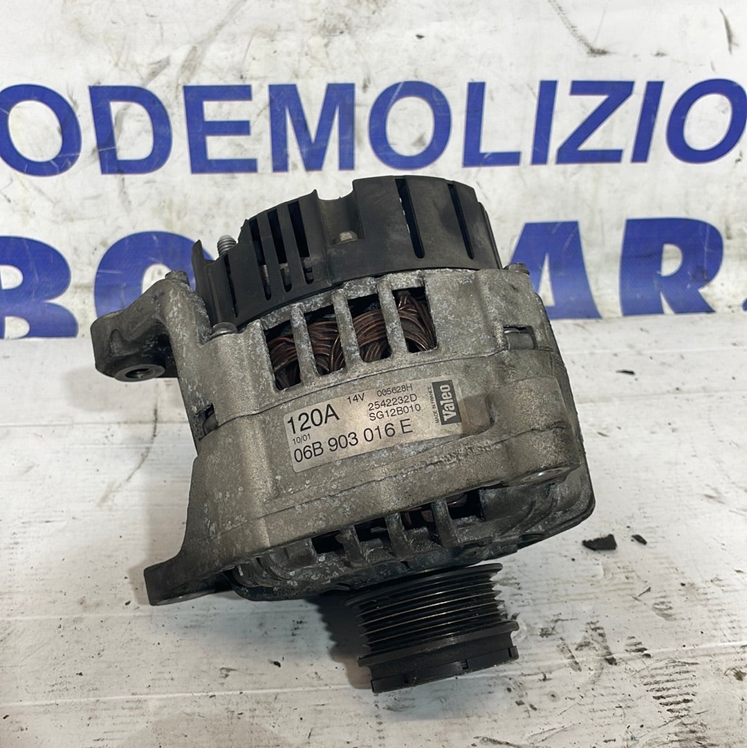 Alternatore vw passat 1.8 cod: 06B903016E