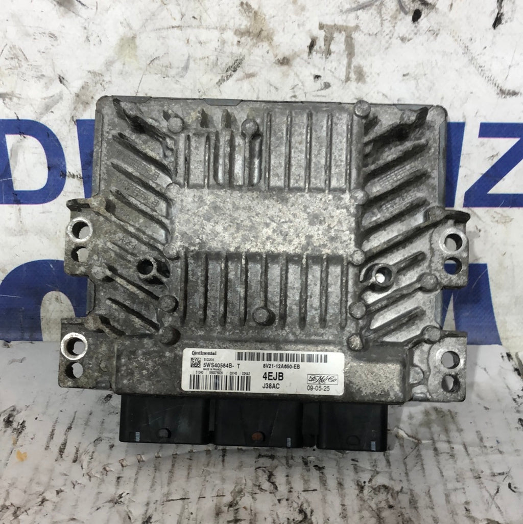 Engine control unit Ford Fiesta 1.4 2010
