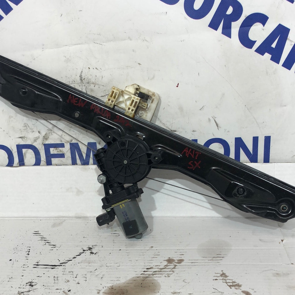 Motorino alzavetro elettrico anteriore sinistro new panda anno 2012/18 codice M13400