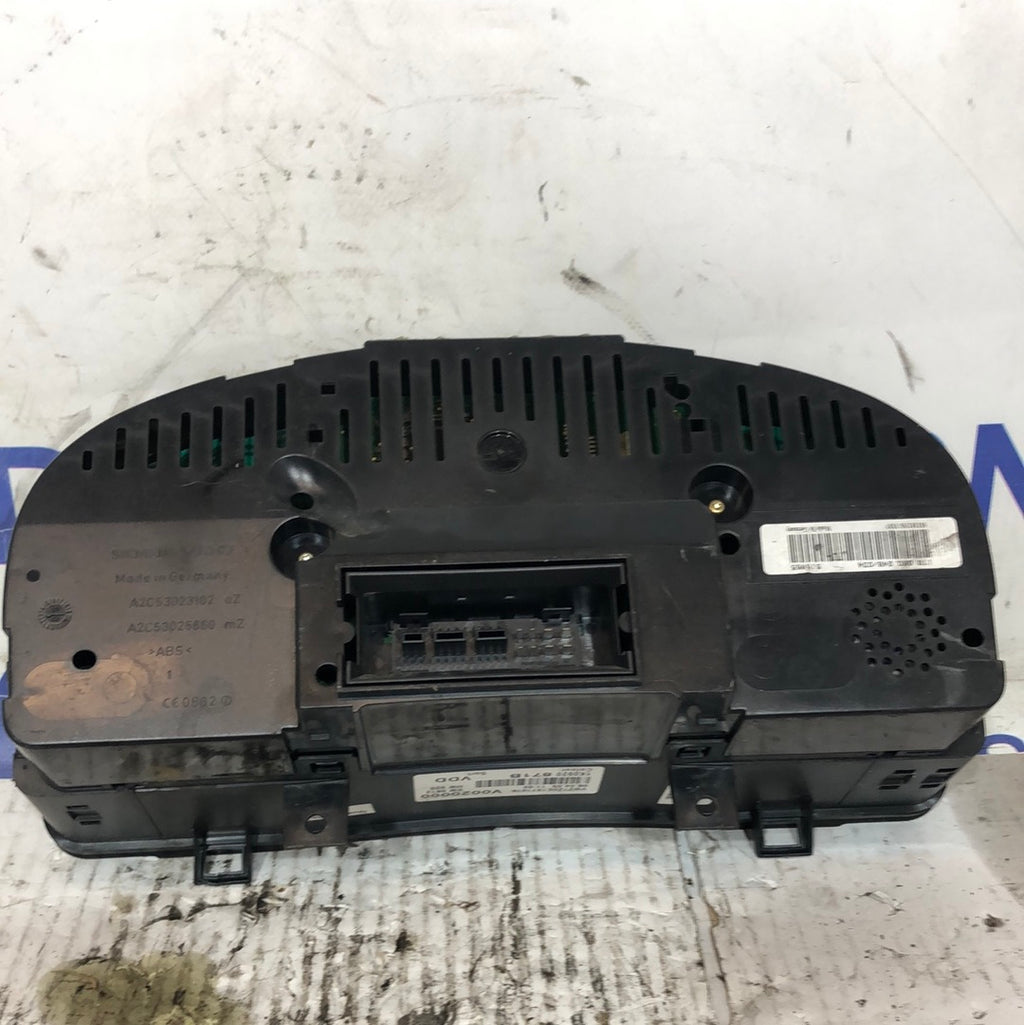 Instrument cluster / odometer Golf 5 Plus Part No: 1k0920871b
