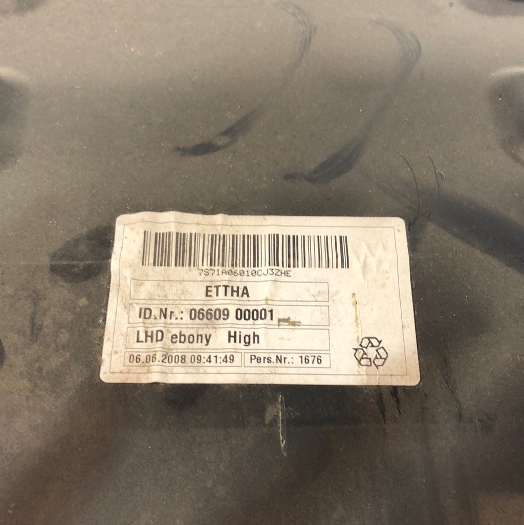 Portaoggetti Ford mondeo codice 0660900001