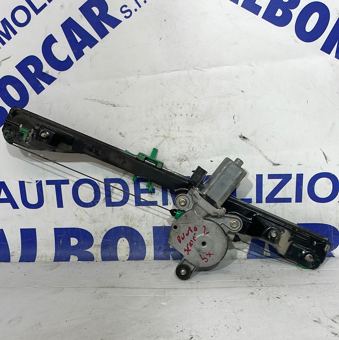 Motor de limpiaparabrisas izquierdo Punto 2ª serie