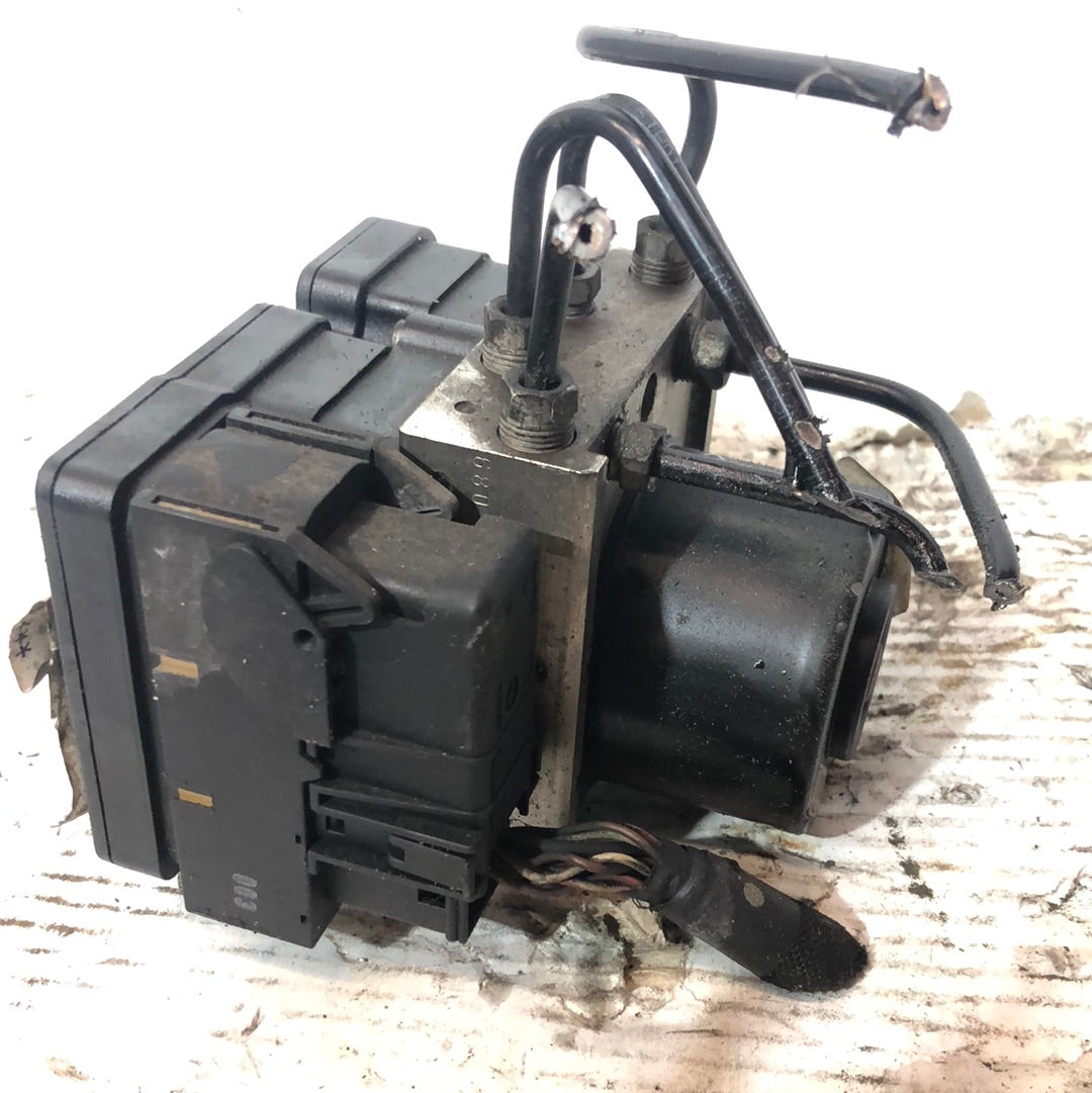 Ford Focus ABS pump code: 00402662E3