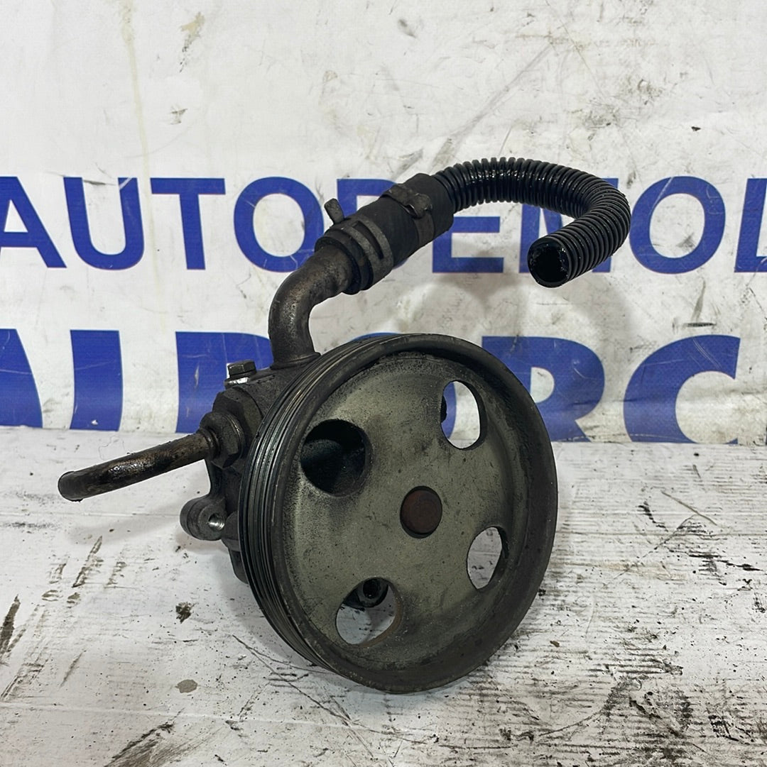 Pompa idroguida Ford fiesta 1.4 TDCI anno 2004