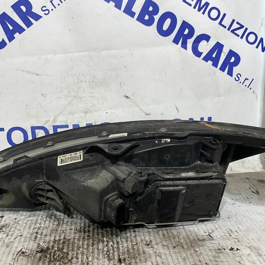Headlight/taillight Ford Focus year 2004 right