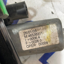Carica l&#39;immagine nel visualizzatore di Gallery, Motorino alzavetro anteriore destro Fiat punto 3 serie 5 porte 1.3
