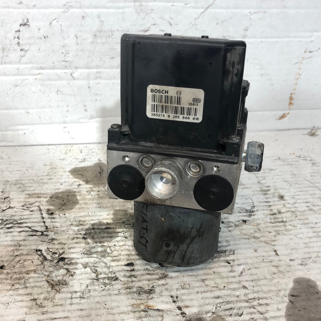 Bomba ABS Fiat Stilo cód: 0265800016
