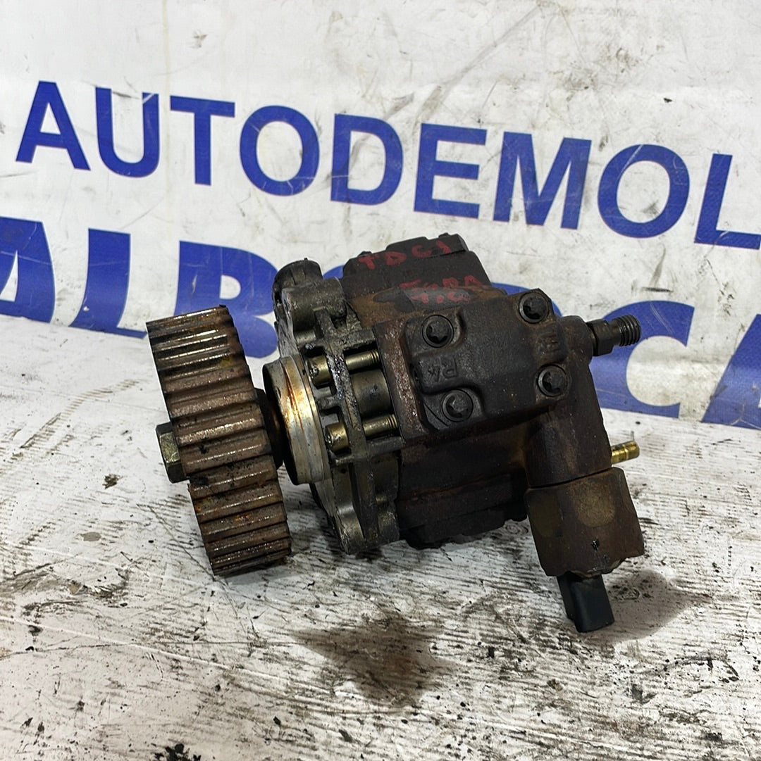 Bomba de gasóleo Ford Fiesta 1.4 TDCI año 2002