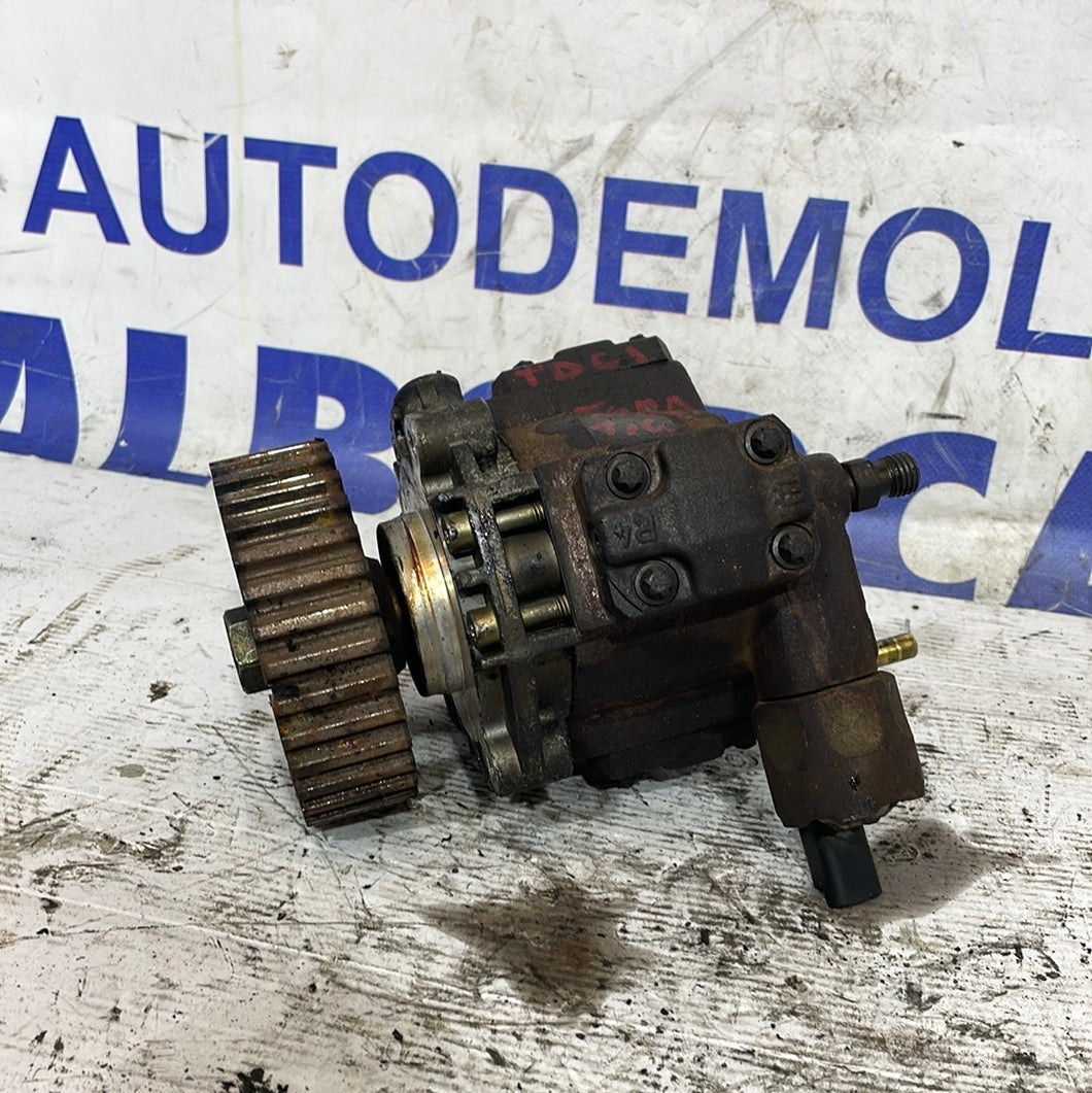 Pompa gasolio ford fiesta 1.4 TDCI anno 2002
