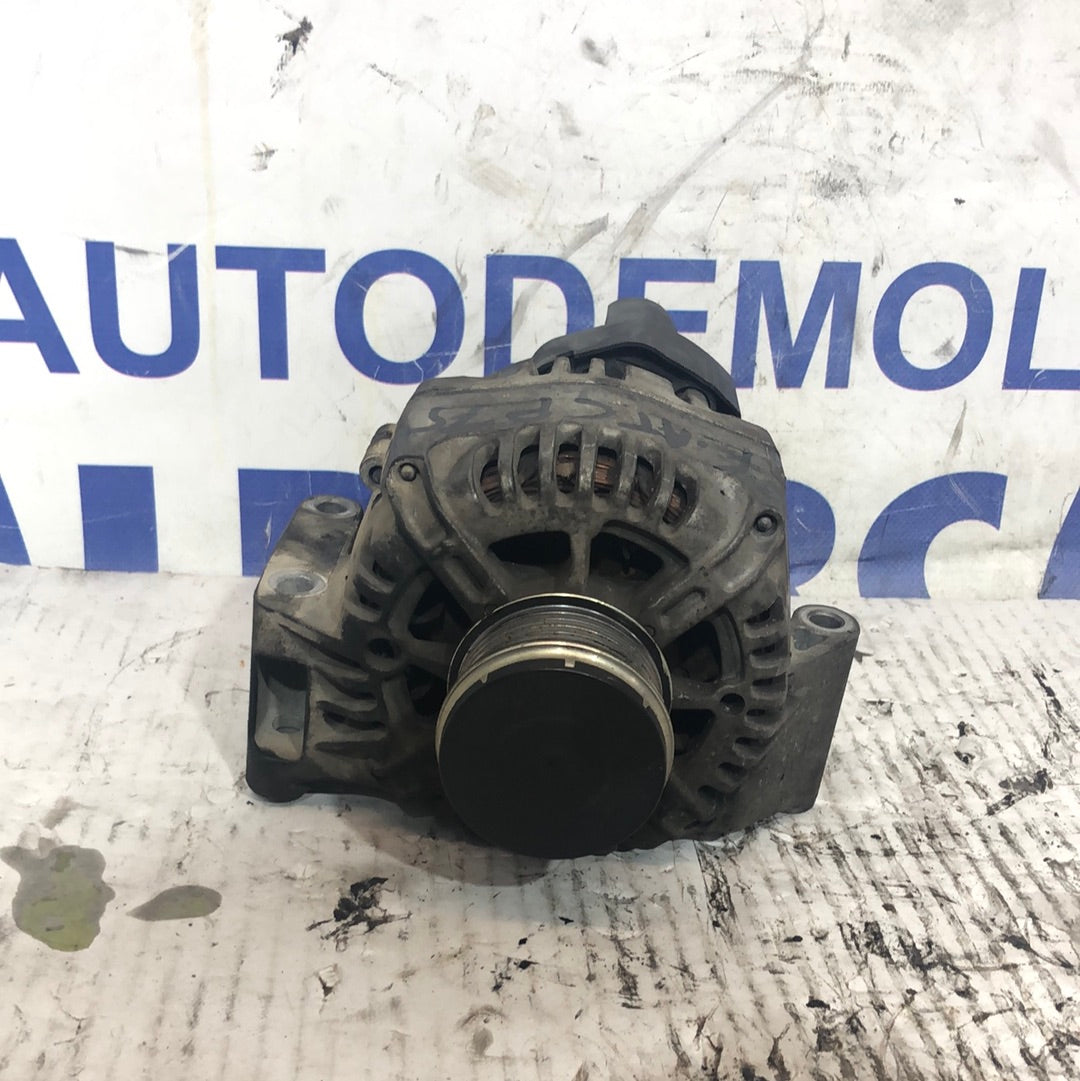 Alternatore Fiat grande punto 1.3 75cv con codice 51854103